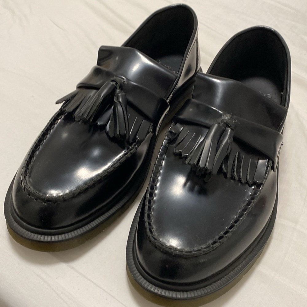 Dr. Martens. (Style: Adrian tassle loafer), COLOR: Black. SIZE: 10 woman U.S.